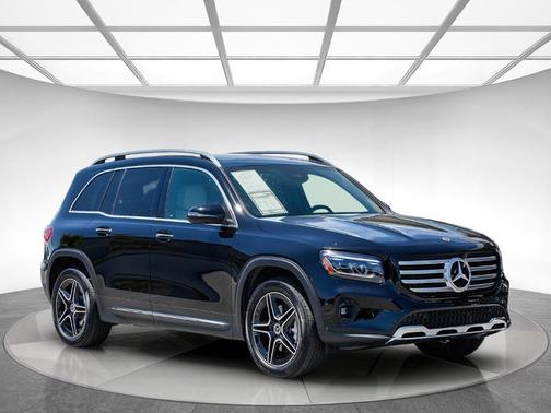 Midnight Black 2026 Mercedes-Benz GLB 250 Base