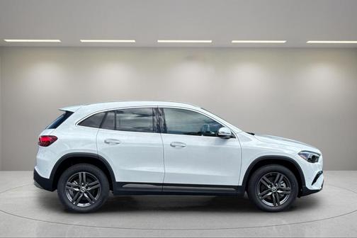 2025 Mercedes-Benz GLA 250 Base