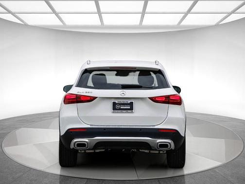 2025 Mercedes-Benz GLA 250 Base