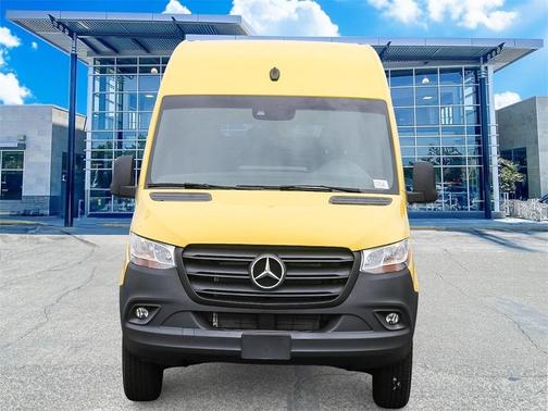 2024 Mercedes-Benz Sprinter 2500 170 WB