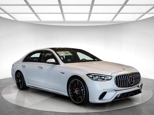 2026 Mercedes-Benz AMG S 63 E Base