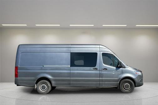 2023 Mercedes-Benz Sprinter 2500 170 WB