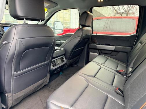 2025 Ford F-350 Lariat Super Duty