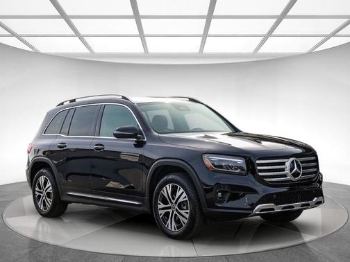 Midnight Black 2026 Mercedes-Benz GLB 250 Base