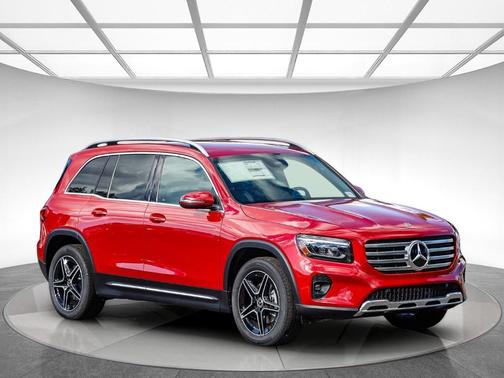 MAN PATAGONIA R 2026 Mercedes-Benz GLB 250 Base