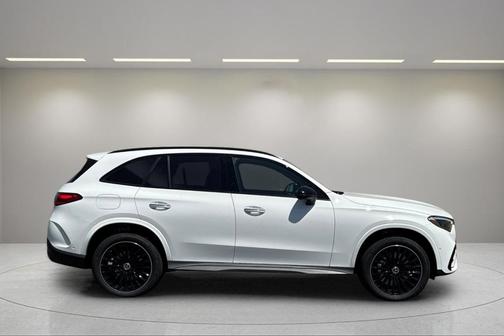 2025 Mercedes-Benz GLC 300 Base