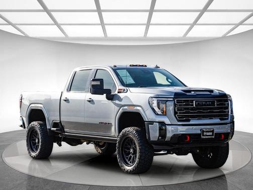 2025 GMC Sierra 2500 AT4