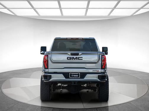 2025 GMC Sierra 2500 AT4