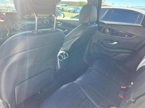 2019 Mercedes-Benz GLC 300 Base 4MATIC