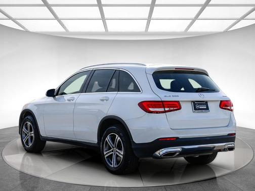 2019 Mercedes-Benz GLC 300 Base 4MATIC