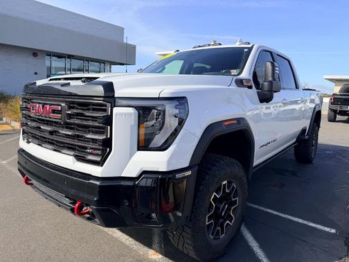 2025 GMC Sierra 2500 AT4X