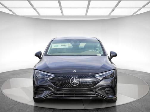 2024 Mercedes-Benz EQE 500 Base 4MATIC