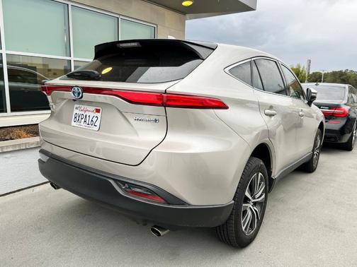 2021 Toyota Venza LE