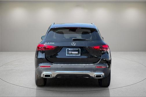 2025 Mercedes-Benz GLA 250 Base