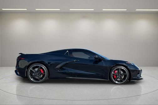 2022 Chevrolet Corvette Stingray w/2LT