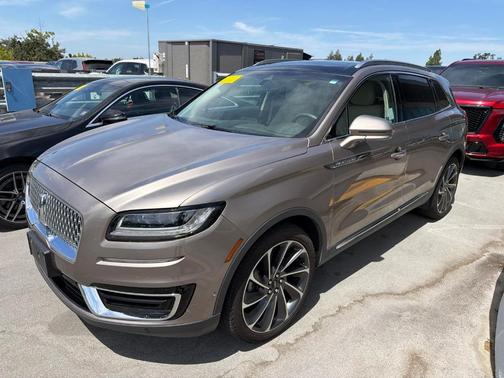 Mocha 2020 Lincoln Nautilus Reserve