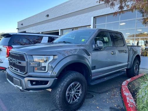 2020 Ford F-150 Raptor