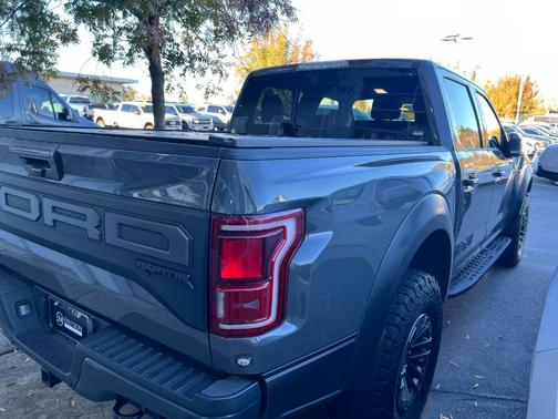 2020 Ford F-150 Raptor