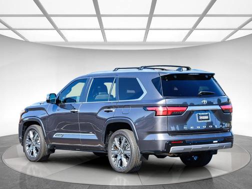 2025 Toyota Sequoia Capstone