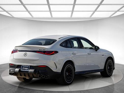 2026 Mercedes-Benz AMG GLC 43 Base