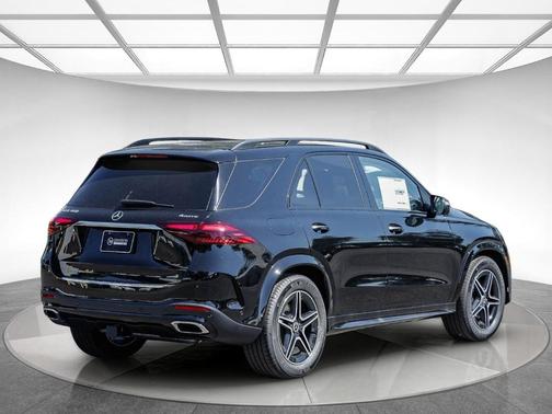 Black 2026 Mercedes-Benz GLE 450 4MATIC