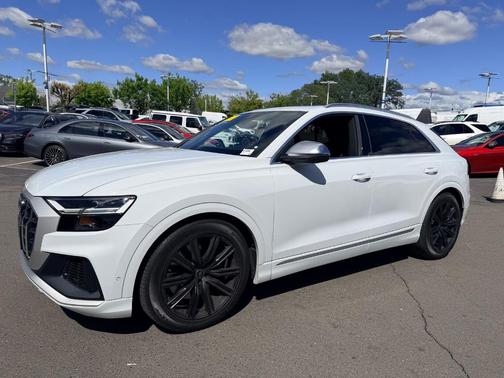 Glacier White Metallic 2022 Audi SQ8 4.0T Premium Plus