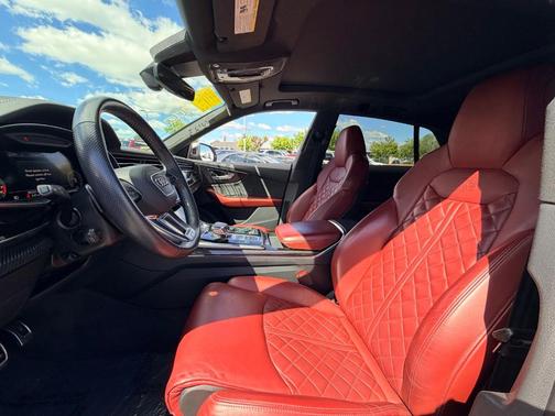 Glacier White Metallic 2022 Audi SQ8 4.0T Premium Plus