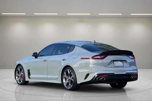 2019 Kia Stinger GT1