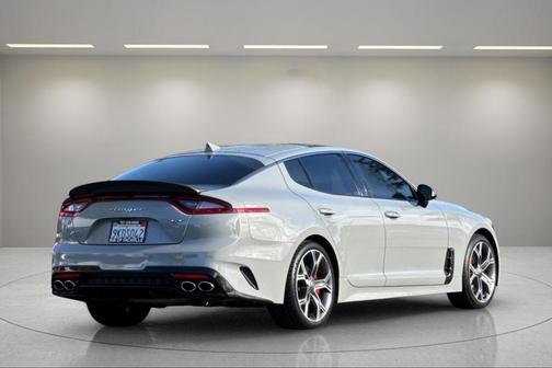 2019 Kia Stinger GT1