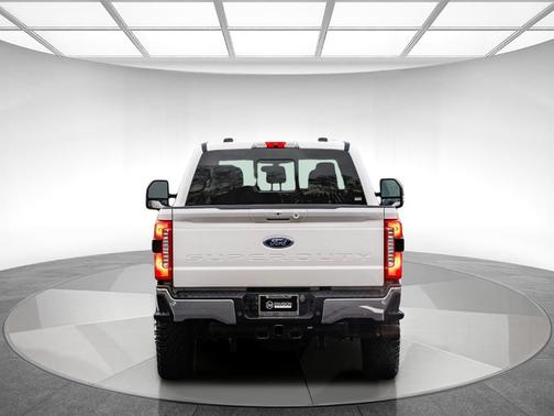 2023 Ford F-350 Lariat Super Duty