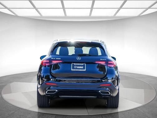 2026 Mercedes-Benz GLC 300 Base 4MATIC