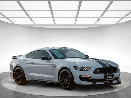 2019 Ford Shelby GT350 Base