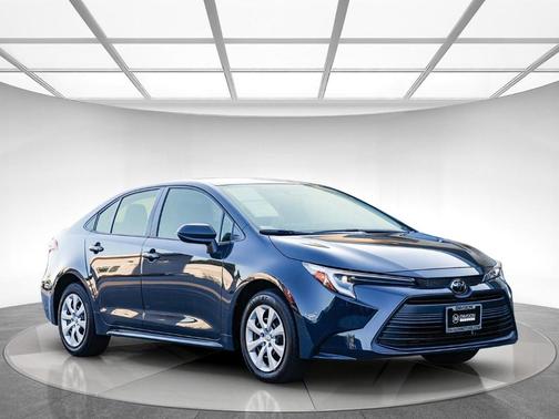 UNDERGROUND 2026 Toyota Corolla Hybrid LE