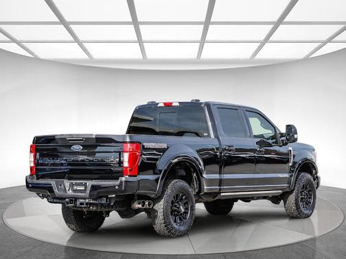 2022 Ford F-350 Lariat Super Duty