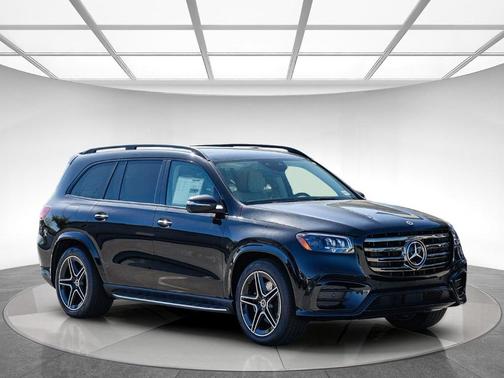 Obsidian Black 2026 Mercedes-Benz GLS 450 4MATIC