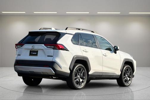 2022 Toyota RAV4 Adventure