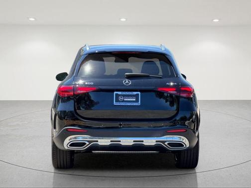 Black 2026 Mercedes-Benz GLC 300 Base 4MATIC