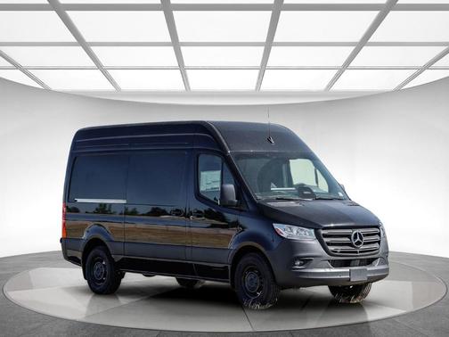 2025 Mercedes-Benz Sprinter 2500 Standard Roof