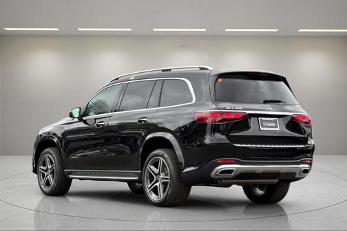 2026 Mercedes-Benz GLS 450
