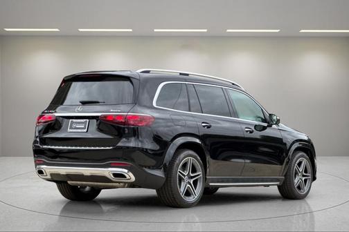 2026 Mercedes-Benz GLS 450 4MATIC