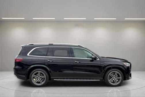 2026 Mercedes-Benz GLS 450 4MATIC
