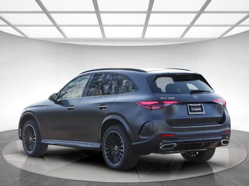 2026 Mercedes-Benz GLC 300 Base 4MATIC