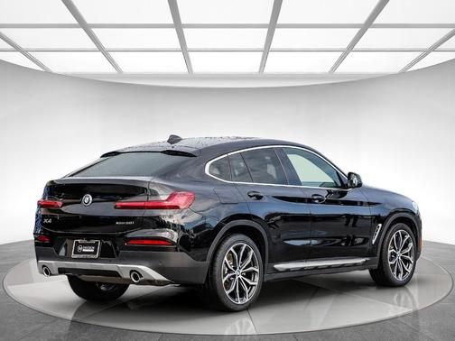2021 BMW X4 xDrive30i