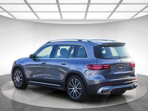 2026 Mercedes-Benz AMG GLB 35 Base