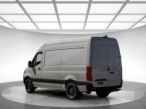 2025 Mercedes-Benz Sprinter 2500 Standard Roof