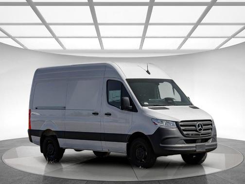 2025 Mercedes-Benz Sprinter 2500 Standard Roof