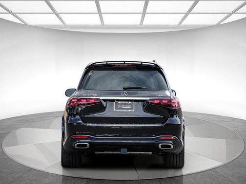 Obsidian Black 2026 Mercedes-Benz GLS 450 4MATIC
