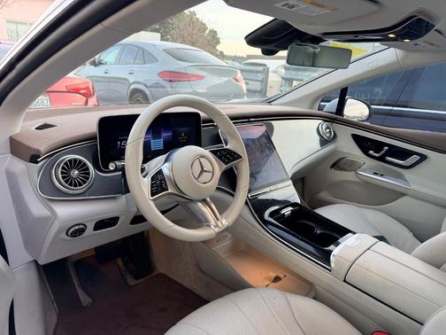 2023 Mercedes-Benz EQE 350+ Base