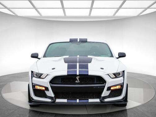 2021 Ford Shelby GT500 Base