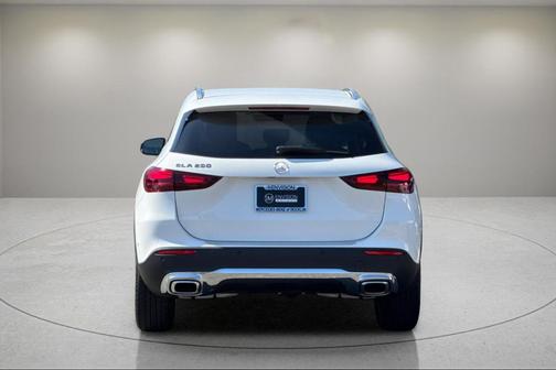 2025 Mercedes-Benz GLA 250 Base